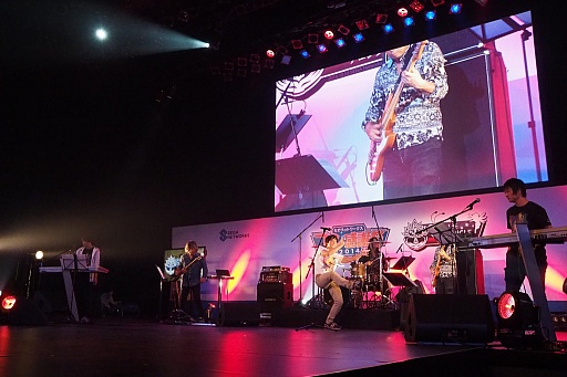 画像ギャラリー No.012のサムネイル画像 / スペシャルライブとタイムアタック大会で盛り上がった「チェインクロニクル」ステージイベントをレポート