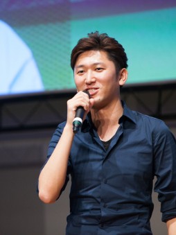 画像ギャラリー No.017のサムネイル画像 / 優勝賞金100万円+Capcom Cup Finals出場権を懸けたガチバトル。「ウルトラストリートファイターIV」公式大会「超百鬼秋杯」フォトレポート