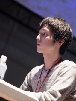 画像ギャラリー No.020のサムネイル画像 / 優勝賞金100万円+Capcom Cup Finals出場権を懸けたガチバトル。「ウルトラストリートファイターIV」公式大会「超百鬼秋杯」フォトレポート