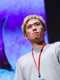 画像ギャラリー No.022のサムネイル画像 / 優勝賞金100万円+Capcom Cup Finals出場権を懸けたガチバトル。「ウルトラストリートファイターIV」公式大会「超百鬼秋杯」フォトレポート