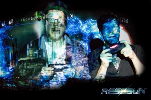 PS4用アクションゲーム「RESOGUN」が