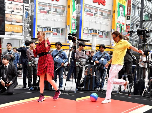 画像ギャラリー No.004のサムネイル画像 / 「モンスターストライク」,4周年記念イベントの始球式が開催