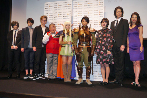 画像ギャラリー No.007のサムネイル画像 / 鎧に身を包んだパーンとディードリットが登場した舞台版「ロードス島戦記 灰色の魔女」制作発表会をレポート。ゲーム版の限定アイテム情報も