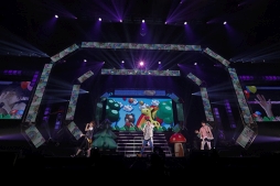 画像ギャラリー No.006のサムネイル画像 / “理由あって,アニメ化”発表で大盛り上がりだった「THE IDOLM@STER SideM 2nd STAGE 〜ORIGIN@L STARS〜」の公演2日め「Brilliant Side」レポート