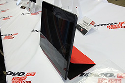 ǹ⥯饹ΥڥåؤAtomWindows֥åȡThinkPad 10ס߷פ᤿Lenovo