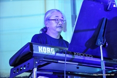 画像ギャラリー No.004のサムネイル画像 / 「TERRA BATTLE」の100万DL公約ライブ「AROUNDERS TERRA BATTLE」をレポート。バンドアレンジで演奏された楽曲にファンは大盛り上がり