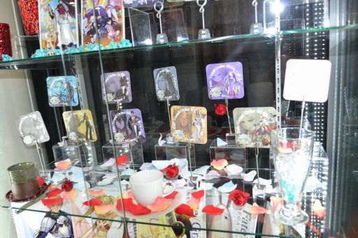 画像ギャラリー No.033のサムネイル画像 / 秋葉原で開催中の「セガコラボカフェ Fate/Grand Order」をレポート。亜種特異点のサーヴァント達が勢ぞろい