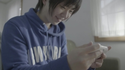 画像ギャラリー No.002のサムネイル画像 / 「地球防衛軍2 PORTABLE V2」“EDF入隊キャンペーン”がテーマの最新PV公開。本作で楽しめるアクションや共闘プレイの魅力をドラマ風映像で紹介