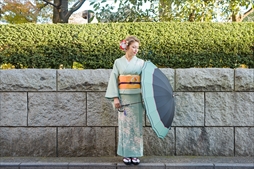 画像ギャラリー No.034のサムネイル画像 / 「刀剣乱舞-ONLINE-」のコラボアイテムに傘が登場。刀剣男士をイメージした4ラインナップ