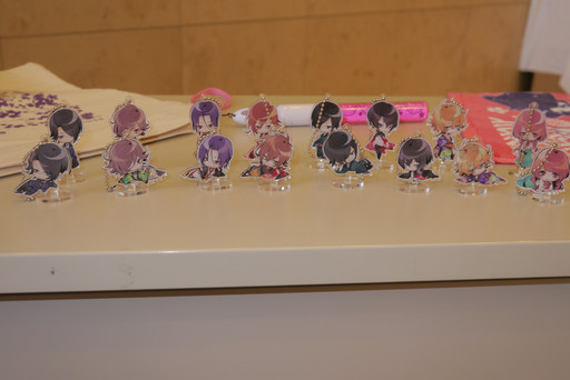 画像ギャラリー No.006のサムネイル画像 / 甘く囁き,壁ドンする傾城に酔いしれる「男遊郭 〜夏の宵の花吹雪〜」レポート