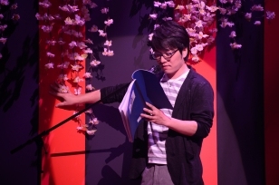 画像ギャラリー No.025のサムネイル画像 / 甘く囁き,壁ドンする傾城に酔いしれる「男遊郭 〜夏の宵の花吹雪〜」レポート