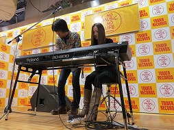 画像ギャラリー No.009のサムネイル画像 / 「Heavensward:FINAL FANTASY XIV Original Soundtrack」の発売記念トークライブイベントをレポート。イベント限定でゲーム未収録の楽曲を披露