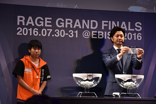 画像ギャラリー No.010のサムネイル画像 / e-Sports大会「RAGE vol.2」,決勝戦の組み合わせが決定。「ストリートファイターV」と「Vainglory」への出場選手が意気込みを語った記者会見をレポート