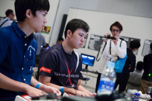 画像ギャラリー No.014のサムネイル画像 / Capcom Pro Tourランキングトーナメント「TOKYO BUTTON MASHERS 2016」フォトレポート。優勝はかずのこ選手の手に