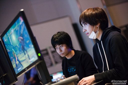 画像ギャラリー No.019のサムネイル画像 / Capcom Pro Tourランキングトーナメント「TOKYO BUTTON MASHERS 2016」フォトレポート。優勝はかずのこ選手の手に