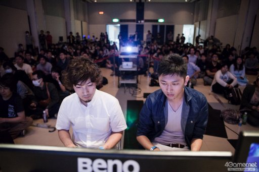 画像ギャラリー No.037のサムネイル画像 / Capcom Pro Tourランキングトーナメント「TOKYO BUTTON MASHERS 2016」フォトレポート。優勝はかずのこ選手の手に