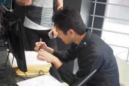 画像ギャラリー No.008のサムネイル画像 / 「Red Bull Kumite2017」を制したネモ選手と振り返る,優勝までの軌跡。ストV世界大会,優勝祝賀会レポート