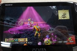 画像ギャラリー No.004のサムネイル画像 / 「ドラゴンクエストヒーローズII 双子の王と予言の終わり」PS Vita版インプレッション。開発者へのミニインタビューも掲載