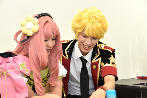 画像ギャラリー No.001のサムネイル画像 / どの舞台よりもキラキラ輝くステージを届けたい。「アイ★チュウ ザ・ステージ」出演キャストの川井雅弘さんと設楽銀河さんにインタビュー