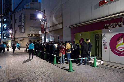 画像ギャラリー No.010のサムネイル画像 / 祝・狩猟解禁! 「モンスターハンタークロス」の発売を記念して,ビックロにて行われたイベントの模様をレポート