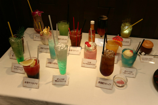 画像ギャラリー No.025のサムネイル画像 / 「モンスターハンタークロス リアル集会所」が2016年1月8日にオープン。モンハンフェスタ'16のゲストも発表されたコラボメニュー試食会をレポート