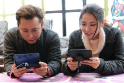 画像ギャラリー No.041のサムネイル画像 / 「モンスターハンタークロス リアル集会所」が2016年1月8日にオープン。モンハンフェスタ'16のゲストも発表されたコラボメニュー試食会をレポート