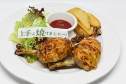 画像ギャラリー No.002のサムネイル画像 / 「モンスターハンタークロス」,香港でファミレス「SATAY KING」とのコラボを実施