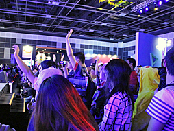 画像ギャラリー No.008のサムネイル画像 / 「NieR:Automata」のステージイベントが,シンガポールのイベント「GameStart」で開催。いろいろな情報が開示されたその模様をレポート