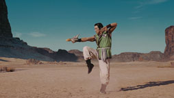 画像ギャラリー No.013のサムネイル画像 / ジャッキー・チェンさんが武闘家になって参戦。「星のドラゴンクエスト」のテレビCMが本日より全国で順次放送