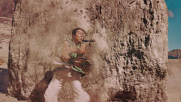 画像ギャラリー No.029のサムネイル画像 / ジャッキー・チェンさんが武闘家になって参戦。「星のドラゴンクエスト」のテレビCMが本日より全国で順次放送