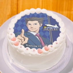 画像ギャラリー No.004のサムネイル画像 / 「逆転裁判」シリーズの定番柄ケーキとマカロンが4月上旬に発売