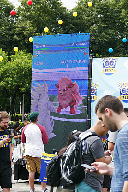 画像ギャラリー No.034のサムネイル画像 / ルギア配布の裏でなにが起きていたのか。「Pokémon GO Fest シカゴ」のレポートと須賀氏&川島氏へのミニインタビューを掲載