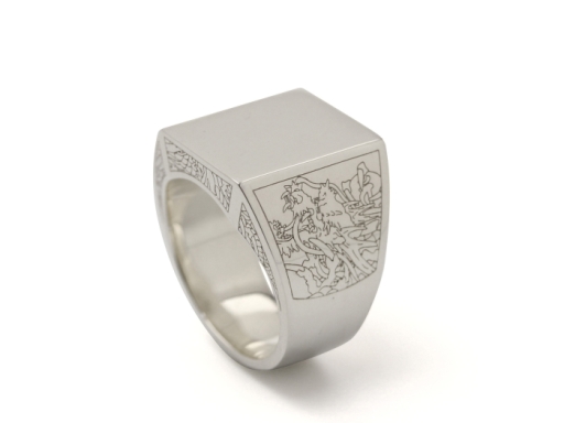 画像ギャラリー No.002のサムネイル画像 / 「龍が如く」とアパレルブランド「IVX JAPAN」のコラボアクセサリが12月8日発売