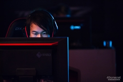 画像ギャラリー No.010のサムネイル画像 / 「鉄拳7」の日本王者が決定。バンダイナムコエンターテインメント公式大会“日本王者決定戦FINAL”フォトレポート