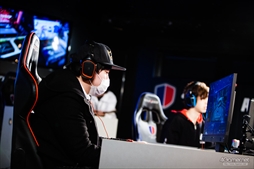 画像ギャラリー No.013のサムネイル画像 / 「鉄拳7」の日本王者が決定。バンダイナムコエンターテインメント公式大会“日本王者決定戦FINAL”フォトレポート