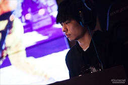 画像ギャラリー No.015のサムネイル画像 / 「鉄拳7」の日本王者が決定。バンダイナムコエンターテインメント公式大会“日本王者決定戦FINAL”フォトレポート