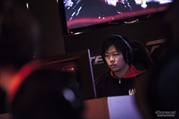 画像ギャラリー No.016のサムネイル画像 / 「鉄拳7」の日本王者が決定。バンダイナムコエンターテインメント公式大会“日本王者決定戦FINAL”フォトレポート