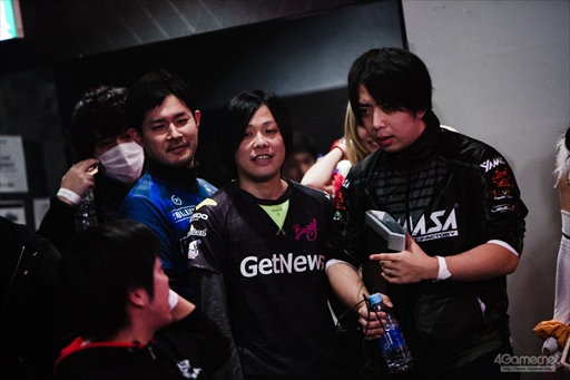 画像ギャラリー No.018のサムネイル画像 / 「鉄拳7」の日本王者が決定。バンダイナムコエンターテインメント公式大会“日本王者決定戦FINAL”フォトレポート