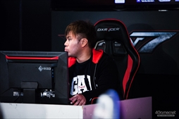 画像ギャラリー No.025のサムネイル画像 / 「鉄拳7」の日本王者が決定。バンダイナムコエンターテインメント公式大会“日本王者決定戦FINAL”フォトレポート