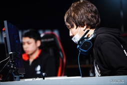 画像ギャラリー No.030のサムネイル画像 / 「鉄拳7」の日本王者が決定。バンダイナムコエンターテインメント公式大会“日本王者決定戦FINAL”フォトレポート