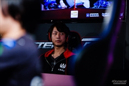 画像ギャラリー No.034のサムネイル画像 / 「鉄拳7」の日本王者が決定。バンダイナムコエンターテインメント公式大会“日本王者決定戦FINAL”フォトレポート