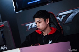 画像ギャラリー No.049のサムネイル画像 / 「鉄拳7」の日本王者が決定。バンダイナムコエンターテインメント公式大会“日本王者決定戦FINAL”フォトレポート