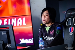 画像ギャラリー No.063のサムネイル画像 / 「鉄拳7」の日本王者が決定。バンダイナムコエンターテインメント公式大会“日本王者決定戦FINAL”フォトレポート