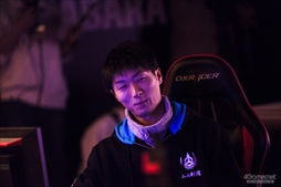 画像ギャラリー No.085のサムネイル画像 / 「鉄拳7」の日本王者が決定。バンダイナムコエンターテインメント公式大会“日本王者決定戦FINAL”フォトレポート