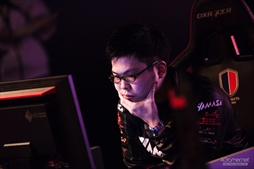 画像ギャラリー No.093のサムネイル画像 / 「鉄拳7」の日本王者が決定。バンダイナムコエンターテインメント公式大会“日本王者決定戦FINAL”フォトレポート