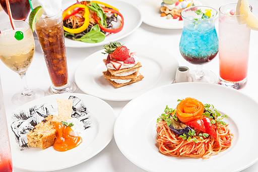 画像ギャラリー No.003のサムネイル画像 / 「イケメン革命◆アリスと恋の魔法」と「アリスのファンタジーレストラン」がコラボ。9月1日から東京,名古屋,大阪で展開