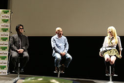 画像ギャラリー No.027のサムネイル画像 / 「BTOOOM!オンライン」が本日正式サービスを開始。新コンテンツの発表や,高橋名人らゲスト陣のトークコーナーも設けられた発表会をレポート