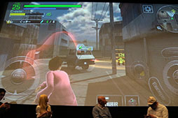 画像ギャラリー No.034のサムネイル画像 / 「BTOOOM!オンライン」が本日正式サービスを開始。新コンテンツの発表や,高橋名人らゲスト陣のトークコーナーも設けられた発表会をレポート