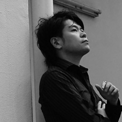 画像ギャラリー No.005のサムネイル画像 / ライブ&トークイベント「オカジモネ〜JGMFへの道〜」の第2回が6月24日に開催。ゲストは成田 勤氏