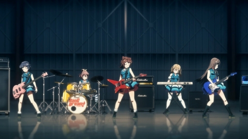 画像ギャラリー No.006のサムネイル画像 / 「バンドリ!ガルパ」,ガルパラッピングの山手線が運行中